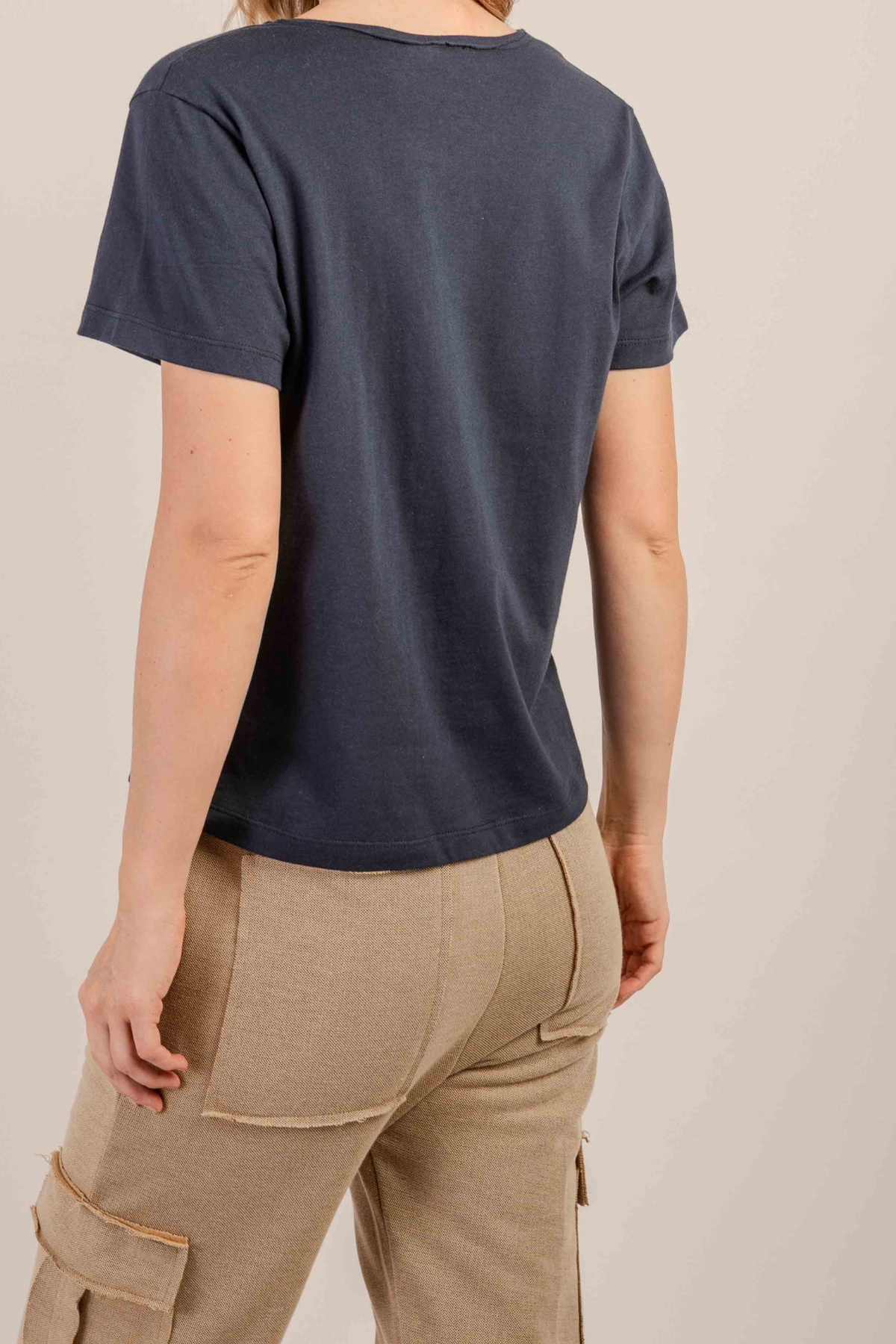Camiseta Pune Decote V Azul